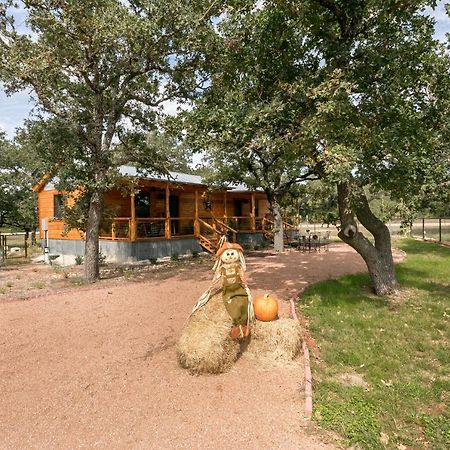 Bakery Haus Red Velvet Villa Fredericksburg Exterior photo